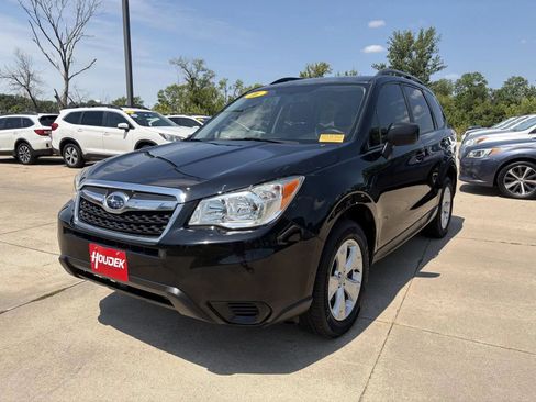 Used 2016 Subaru Forester 2.5i w/ Popular Package #1 AWD/4WD image 3