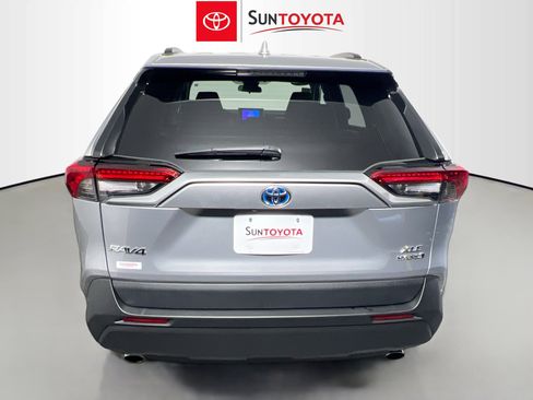 Used 2024 Toyota RAV4 XLE image 5