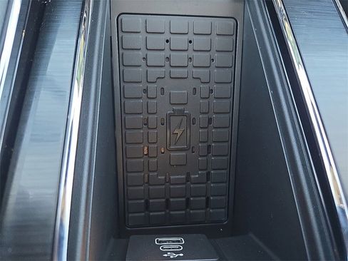 New 2026 Lincoln Aviator 2WD image 17