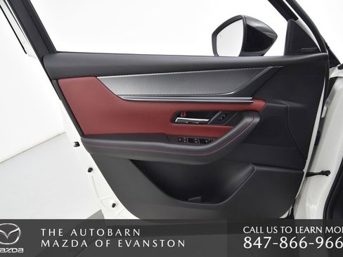 Certified 2025 MAZDA CX-70 3.3 Turbo S w/ Premium Package AWD/4WD image 31