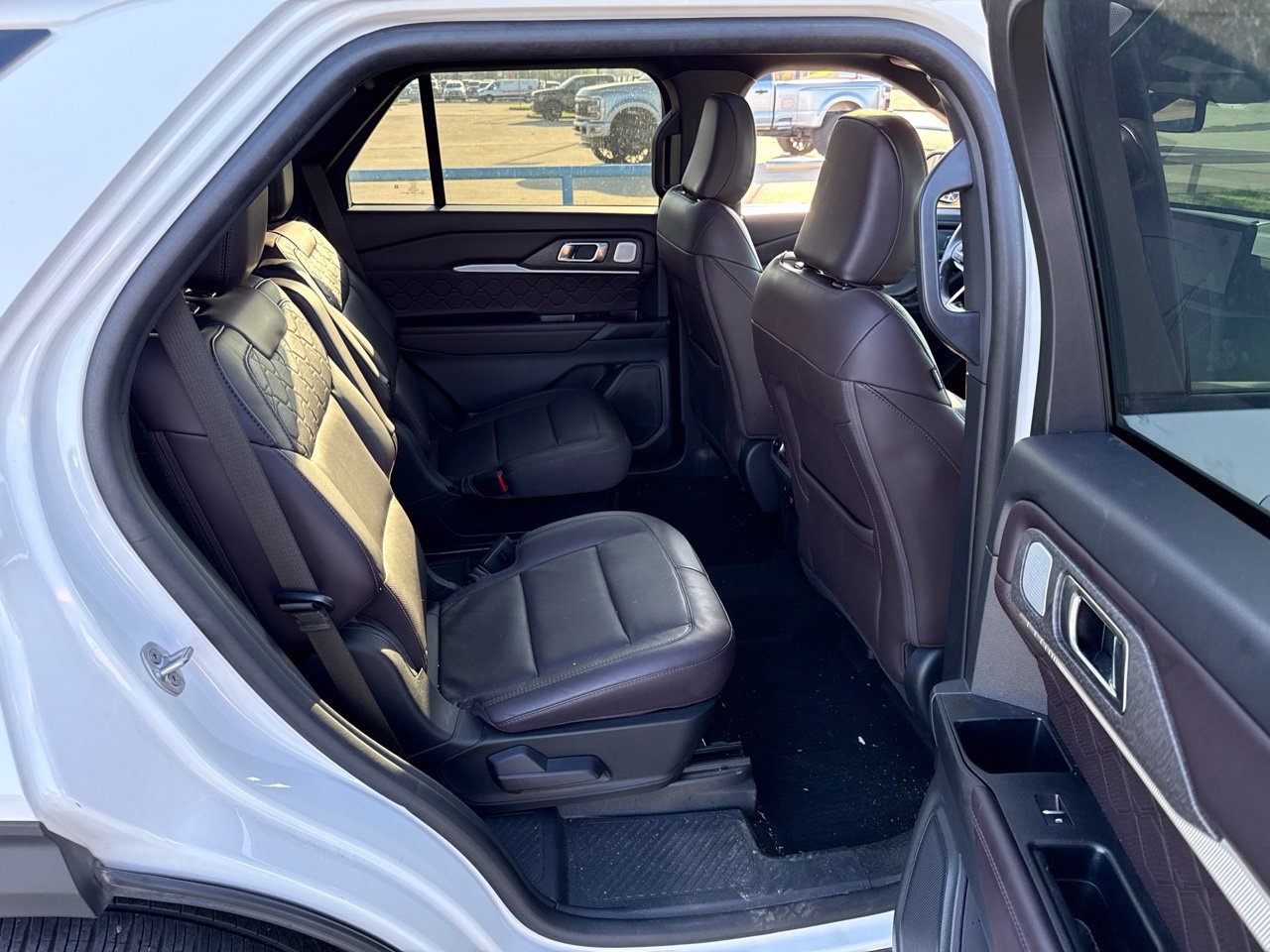 Used 2025 Ford Explorer Platinum w/ Ultimate Package RWD image 12