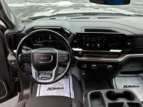 Used 2023 GMC Sierra 1500 Elevation AWD/4WD image 10