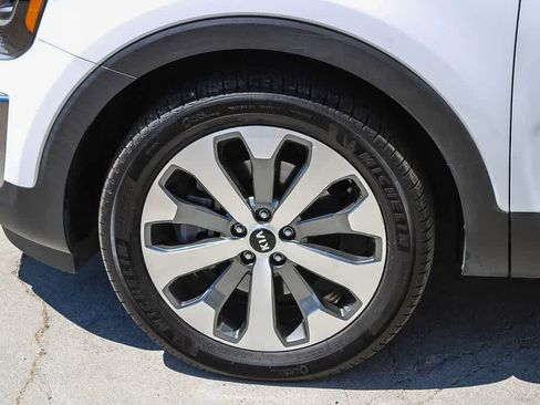 Used 2020 Kia Telluride S image 5