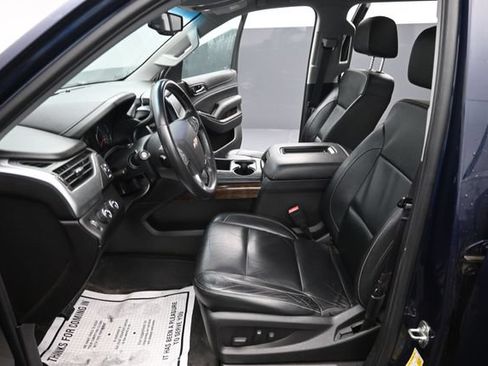 Used 2017 Chevrolet Suburban LT AWD/4WD image 15