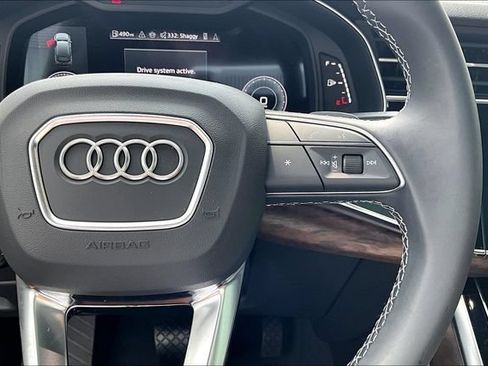 Used 2026 Audi Q7 3.0T Premium Plus w/ Premium Plus Package AWD/4WD image 12