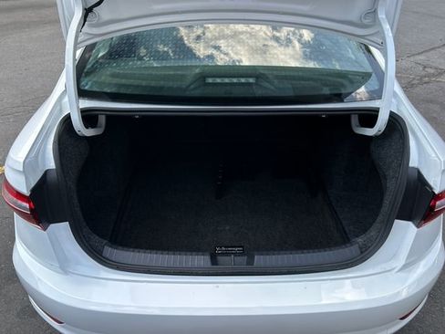 Used 2019 Volkswagen Jetta SEL FWD image 23