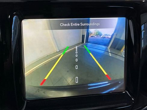 Used 2018 Jeep Compass Limited w/ Navigation Group image 9