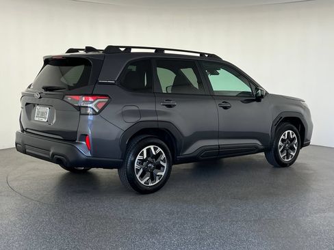 New 2026 Subaru Forester Premium AWD/4WD image 4