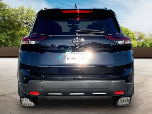 New 2026 Nissan Rogue Dark Armor FWD image 4