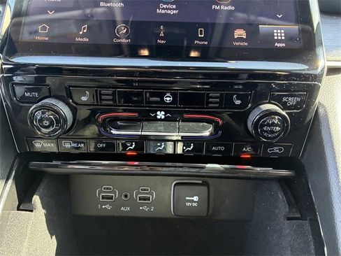 Used 2021 Jeep Grand Cherokee L Limited w/ MOPAR Finishing Package image 29