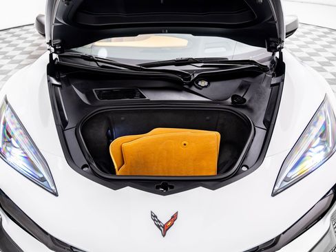 Used 2024 Chevrolet Corvette Z06 w/ Stealth Interior Trim Package image 27