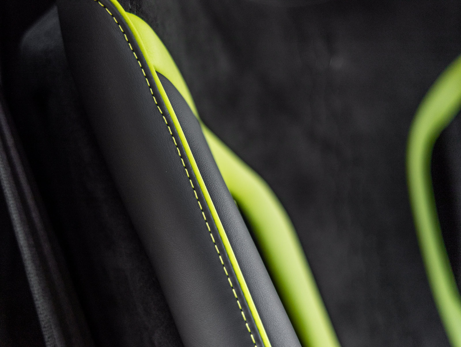 Used 2024 Lamborghini Huracan Tecnica RWD image 44