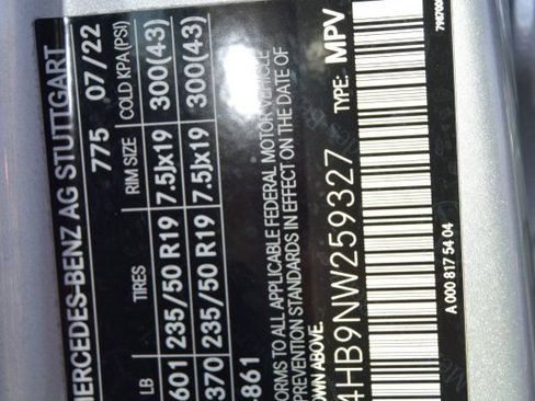 Used 2022 Mercedes-Benz GLB 250 4MATIC w/ AMG Line image 31