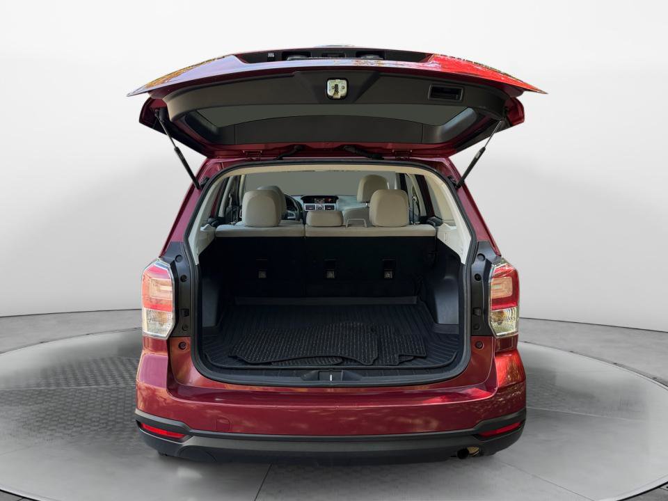Used 2018 Subaru Forester 2.5i AWD/4WD image 18