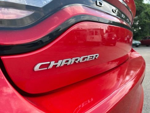 Used 2023 Dodge Charger SXT RWD image 9