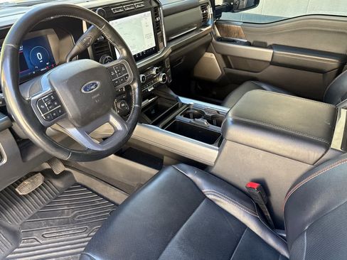 Used 2023 Ford F350 Lariat w/ Lariat Ultimate Package image 10
