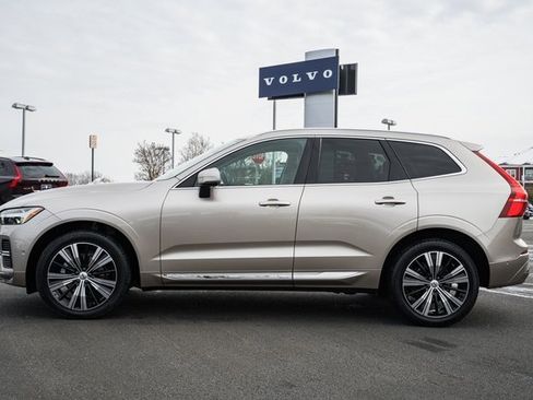 Certified 2023 Volvo XC60 B5 Plus w/ Climate Package image 4