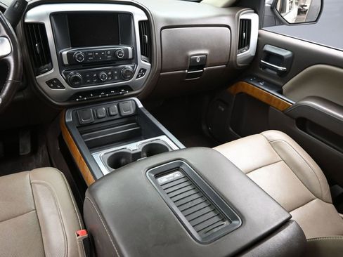 Used 2018 GMC Sierra 1500 SLT image 12