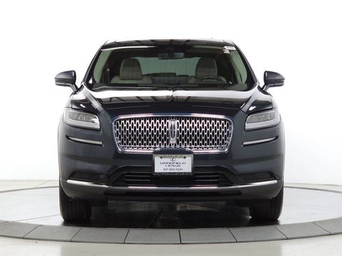 Used 2021 Lincoln Nautilus Reserve AWD/4WD image 2
