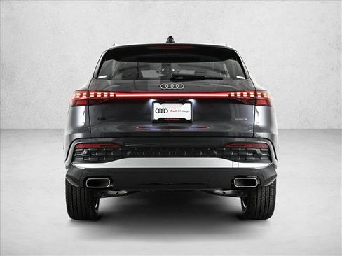 Certified 2025 Audi Q5 Premium w/ Convenience Package AWD/4WD image 7