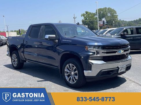 Used 2022 Chevrolet Silverado 1500 LT AWD/4WD image 1