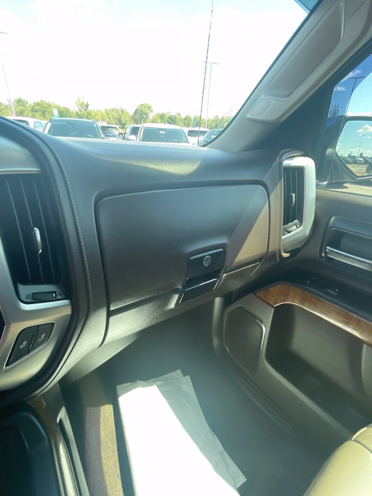 Used 2015 GMC Sierra 1500 SLT w/ Suspension Package, Off-Road AWD/4WD image 18