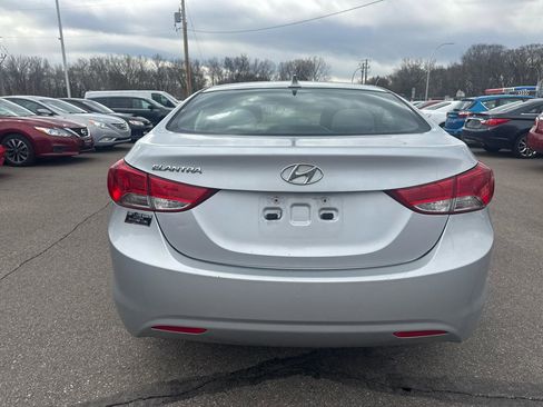Used 2012 Hyundai Elantra GLS w/ Preferred Pkg 3 image 6