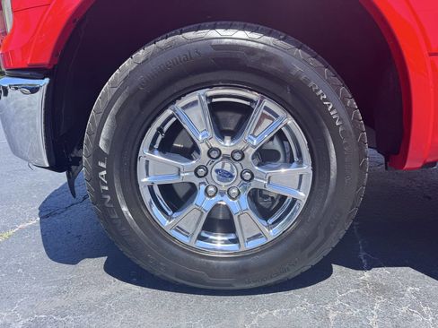 Used 2016 Ford F150 Lariat w/ Equipment Group 502A Luxury AWD/4WD image 12