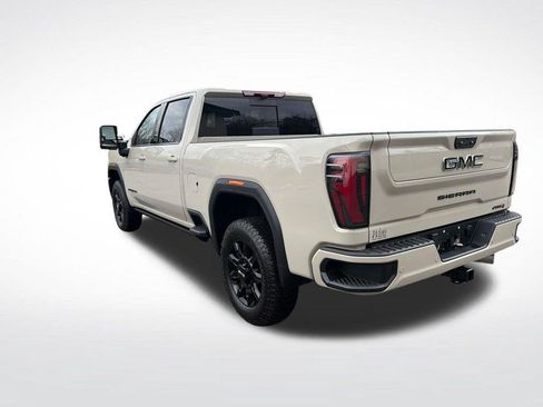 New 2026 GMC Sierra 2500 AT4 w/ AT4 Premium Plus Package AWD/4WD image 3