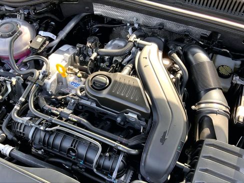 New 2026 Volkswagen Jetta SE FWD image 17