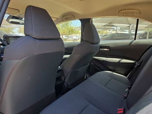 Used 2021 Toyota Corolla LE FWD image 16