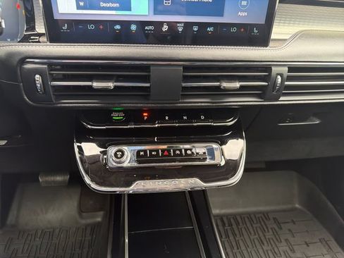 Certified 2023 Lincoln Corsair FWD image 20