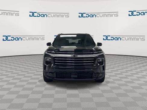 Used 2026 Chevrolet Traverse High Country w/ LPO, Floor Liner Package AWD/4WD image 3
