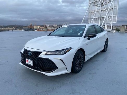 Certified 2021 Toyota Avalon XSE image 7