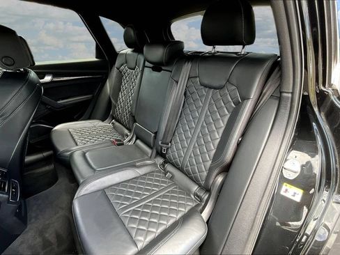 Used 2021 Audi SQ5 Premium Plus w/ Premium Plus Package AWD/4WD image 22