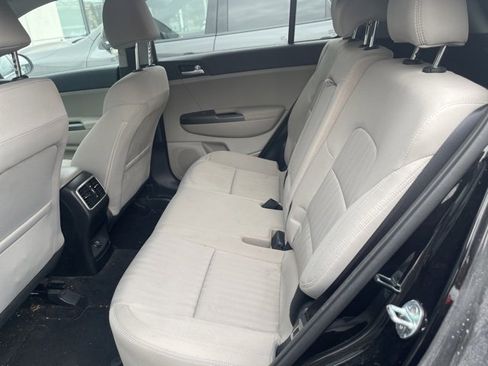 Used 2021 Kia Sportage LX image 27