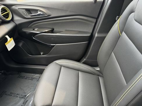New 2026 Chevrolet Trax ACTIV w/ Driver Confidence Package image 18