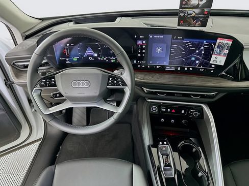 Used 2025 Audi Q5 Premium Plus AWD/4WD image 19