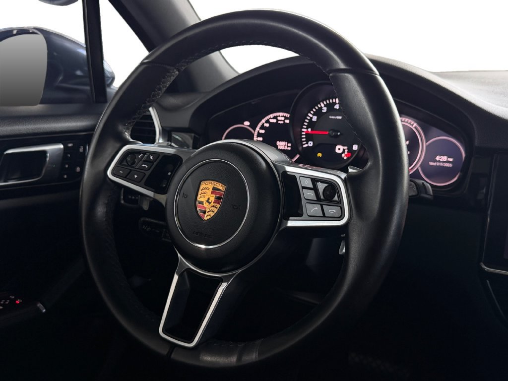 Used 2022 Porsche Cayenne AWD/4WD image 13