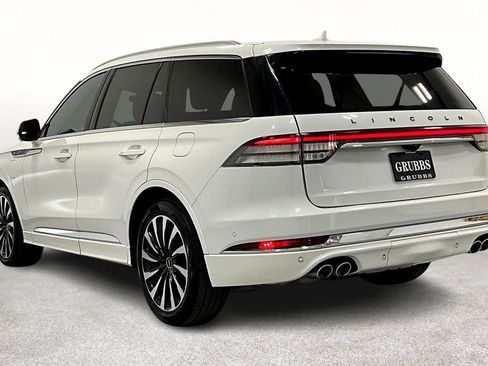 Used 2020 Lincoln Aviator Black Label Grand Touring w/ Class IV Trailer Tow Package image 15