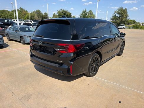Used 2025 Honda Odyssey Sport-L image 5