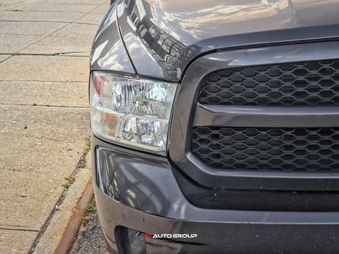 Used 2016 RAM 1500 Express RWD image 8