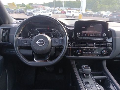 Used 2023 Nissan Pathfinder Rock Creek AWD/4WD image 25