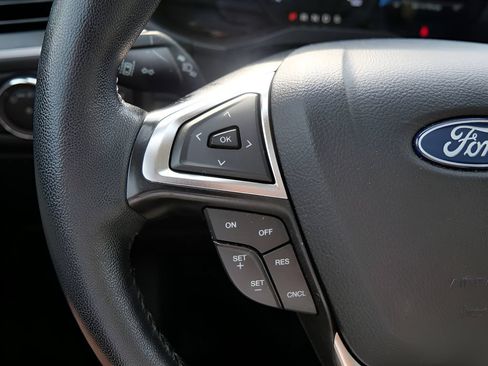 Used 2024 Ford Edge SEL w/ Convenience Package AWD/4WD image 17