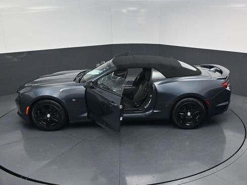 Used 2021 Chevrolet Camaro LT RWD image 24