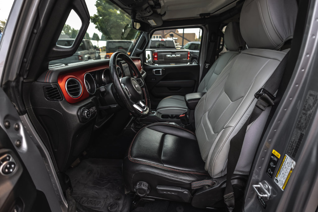Used 2021 Jeep Gladiator Rubicon AWD/4WD image 17