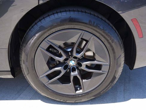 Used 2026 BMW iX xDrive45 AWD/4WD image 6