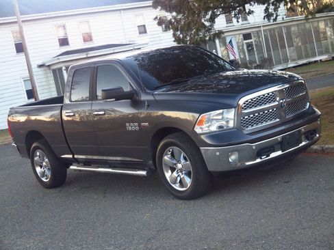 Used 2016 RAM 1500 Big Horn image 7