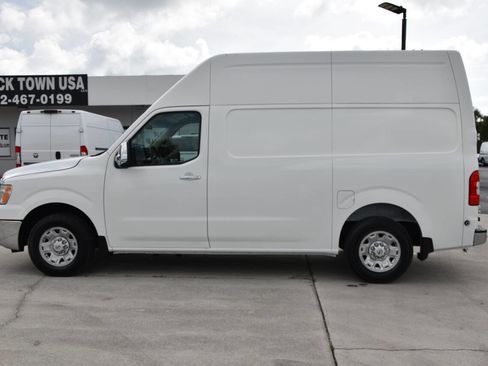 Used 2012 Nissan NV 2500 SV image 4