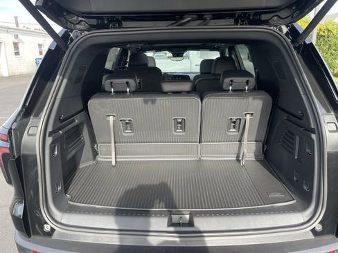 New 2026 Chevrolet Traverse Z71 image 6